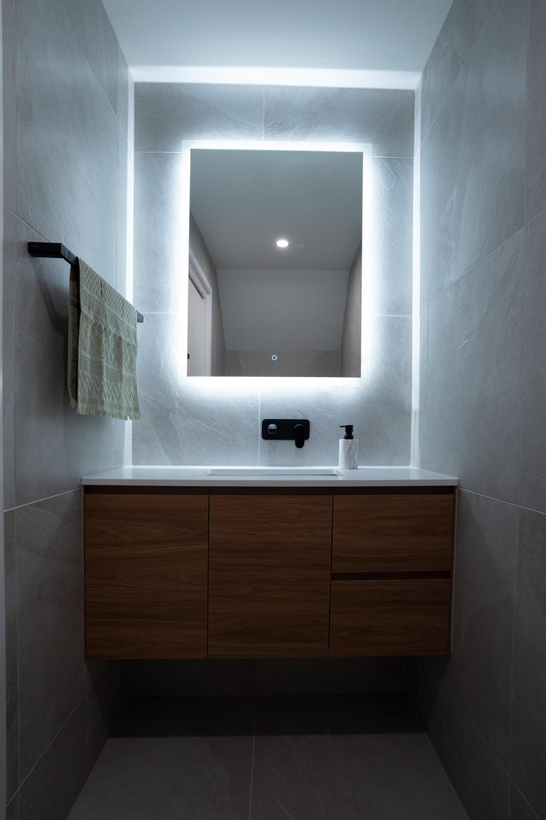 Ensuite Bathroom Designs that Maximise Space & Style